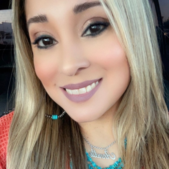 Meet your Posher, Annette - Picture 15 of 17